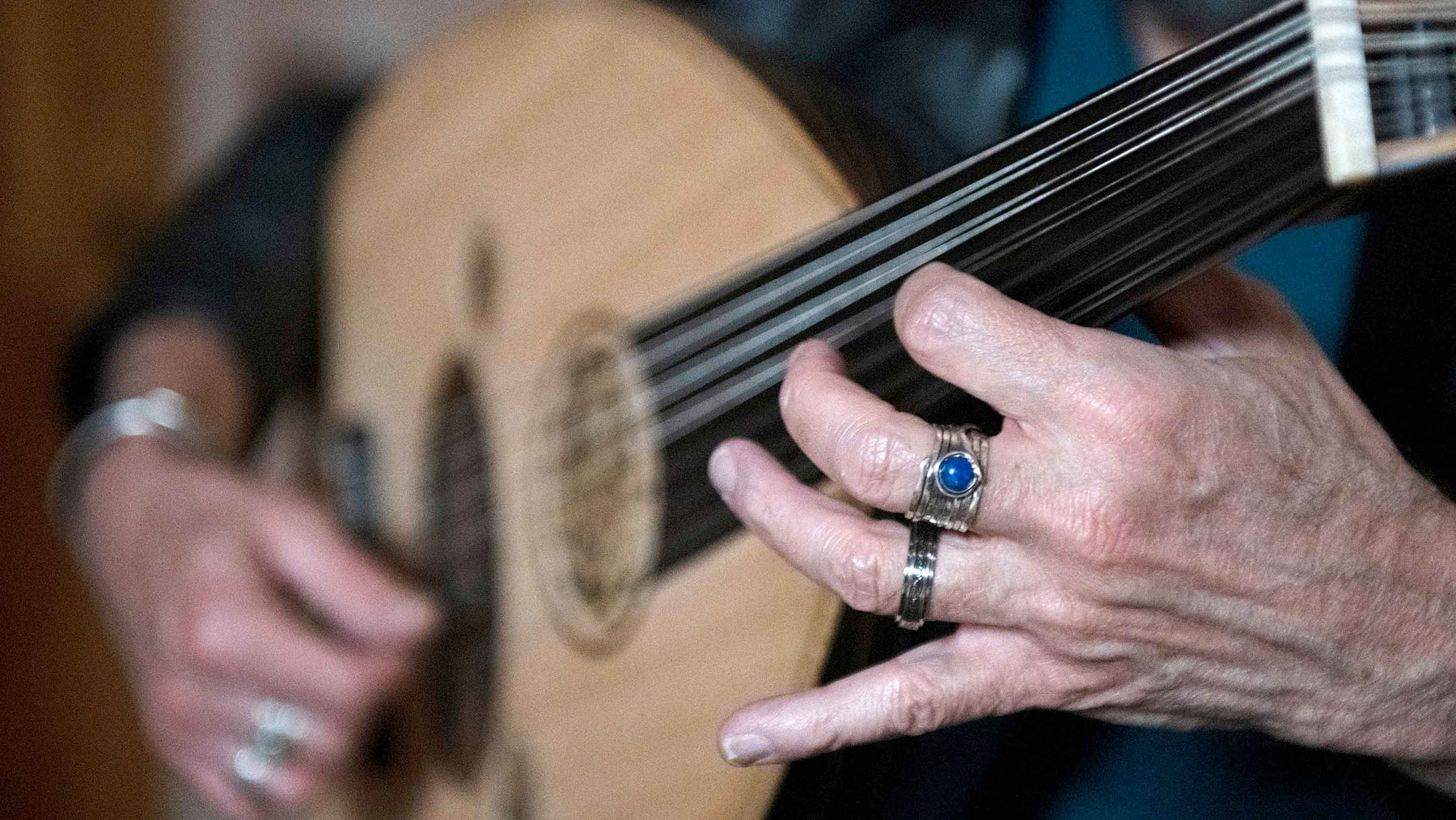 Oud Strings